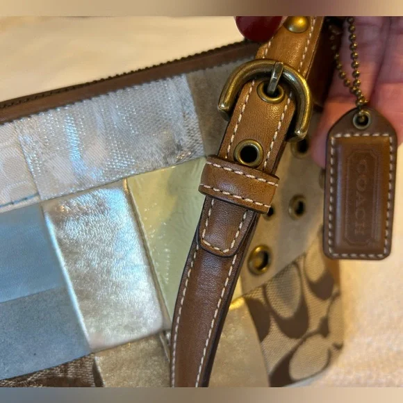 COACH patchwork purse - Picture 3 of 8